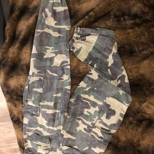 Adjustable Waist Camo Jogger Pants (Size: M)
